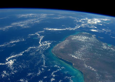 Space in Images - 2016 - 06 - Yucatan Peninsula – Site of the Chicxulub impact crater