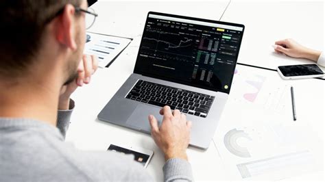 Wireless Temperature Monitoring For Cool Data Centers