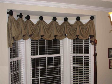 The Most Effective Solutions to Your Bay Window Curtains