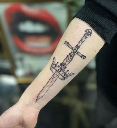 68 Creative Sword Tattoos That Can Cater To Every Purpose