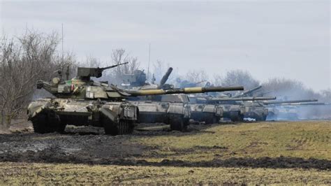 EU: 'More than 100,000' Russian troops amassed near Ukraine