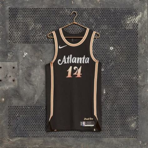 Atlanta Hawks 22/23 City Edition Uniform: Peachtree Street | NBA.com