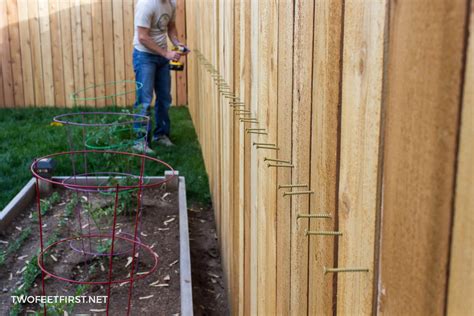 How To Keep Fence Pickets Level - Chiles Fifixt