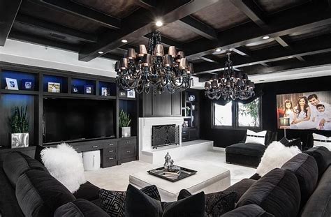 Black And White Living Rooms Design Ideas | Black living room, Black and white living room ...