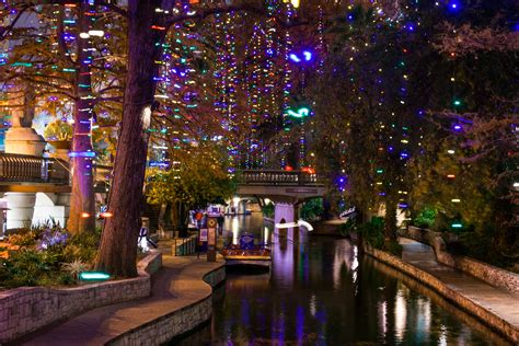 Christmas Lights On The Riverwalk San Antonio | Shelly Lighting