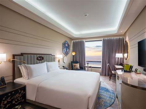 Executive Bay Room Accommodation | Admiral Hotel Manila MGallery