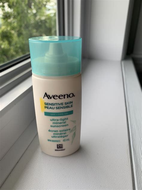 Aveeno Sensitive Skin Ultra Light Mineral Face Sunscreen spf 50 Review | Canadian Beauty