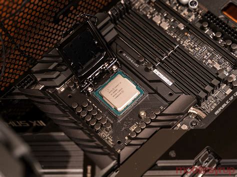 Intel’s 10th Gen Core desktop CPUs squeeze every drop out of 14nm architecture