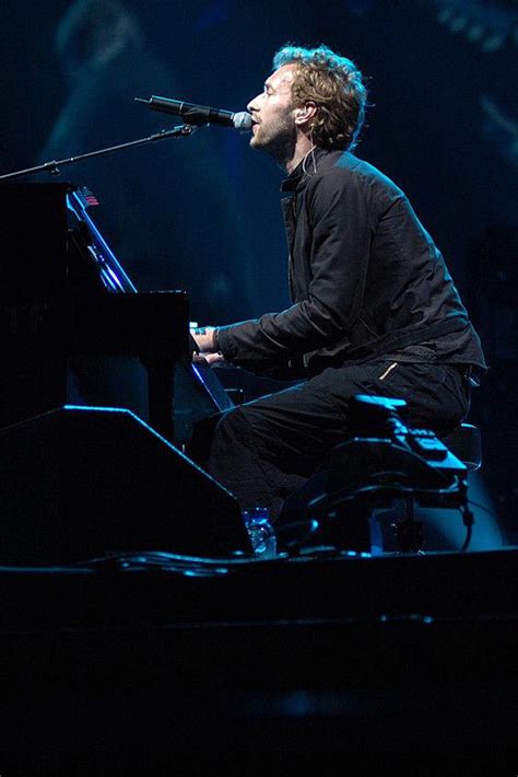 COLDPLAY CHRIS MARTIN AT PIANO COLOR 24X36 POSTER PRINT | #1868698682