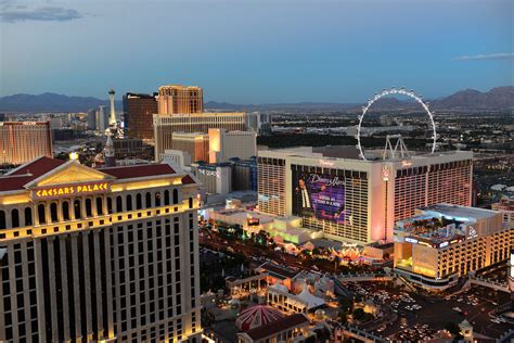 Las Vegas casinos reinventing the strip to attract new generation - CBS News