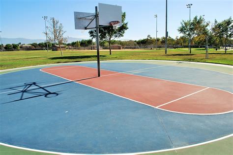 The Basketball Court In The Park Is A Rectangle - prntbl.concejomunicipaldechinu.gov.co