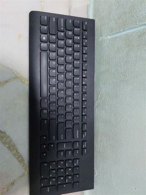 LENOVO wireless keyboard, Computers & Tech, Parts & Accessories, Computer Keyboard on Carousell