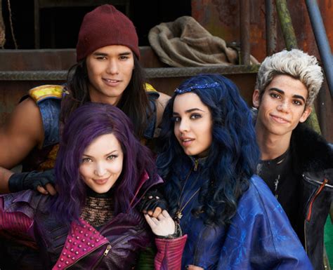 Disney News: Disney Descendants 2 New Trailer & Music Video