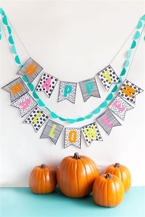 DIY HALLOWEEN BANNER | Tell Love and Party | Bloglovin’