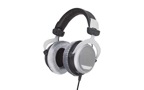 6 Best Headphones For Bass Amp (Full Guide)