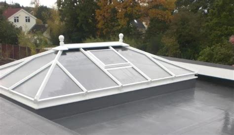 What is the best skylight for a flat roof? - High Tech Membrane Roofing