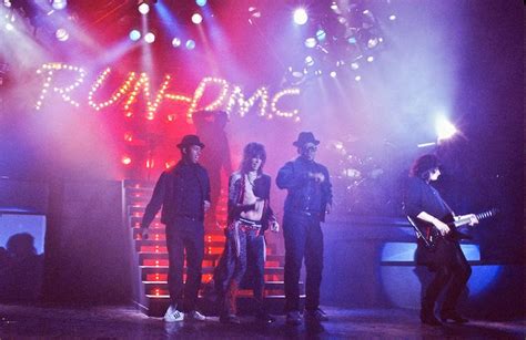 Run DMC & Aerosmith - "Walk This Way" | Aerosmith walk this way, Run dmc, Walk this way