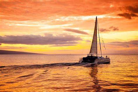 Deluxe Maʻalaea Sunset Sail | Hawaii Tours & Activities