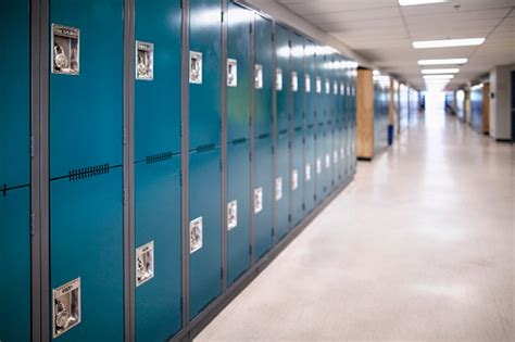 lockers with numbers – free photo on Barnimages