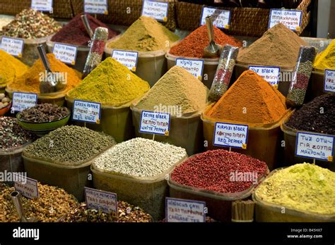 Spice Bazaar Istanbul Turkey Stock Photo - Alamy