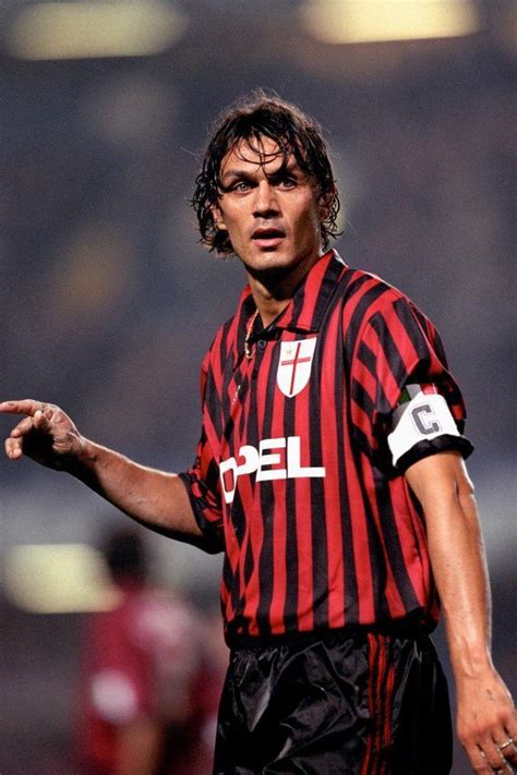 Paolo Maldini Wallpapers - Top Free Paolo Maldini Backgrounds - WallpaperAccess