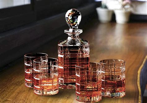 13 Best Whisky Decanters & Decanter Sets | Qosy