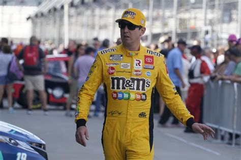 Kyle Busch - Net Worth, Salary, Age, Height, Weight, Bio, Family, Career