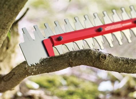 Best Battery Hedge Trimmers for Thick Branches and Bushes