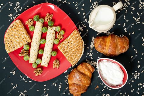 Free Photo | Flat lay breakfast food arrangement on plain background