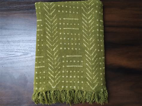 Olive Green Throw Blanket for Sofas Beach Throws Boho Cotton Fringed Bed Runner Cozy Wrap ...