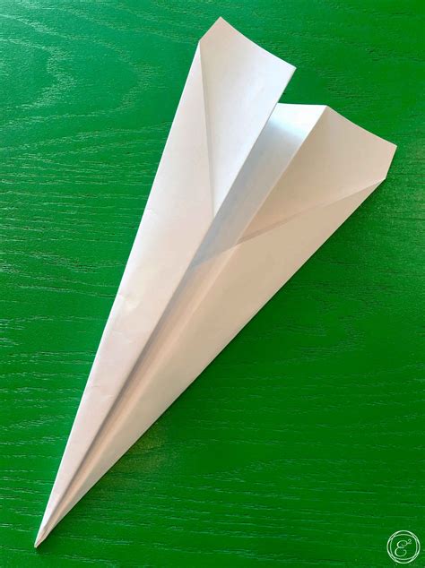 4 Simple & Fun Paper Airplanes | STEAM Activity for Kids - Engineering Emily