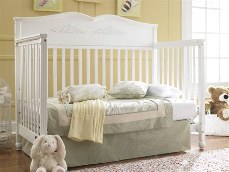 Nursery Furniture Sets - Baby Room Theme