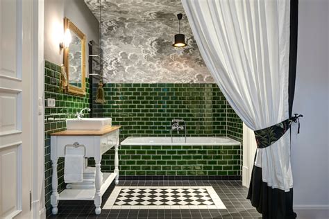 8 Ways To Create A Stunning Victorian Bathroom With Tiles – Porcelain Superstore