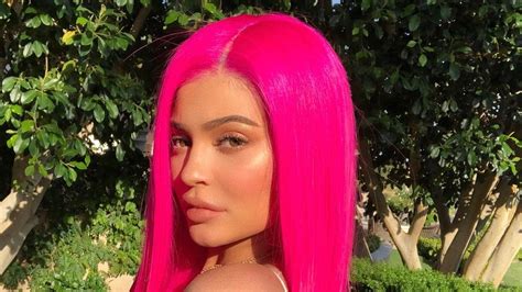 Kylie Jenner Wears Neon Pink Waist-Length Hair at Coachella | Allure