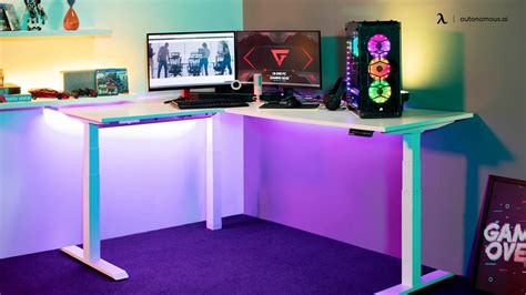 9 RGB Gaming Desks & A DIY Guide for RGB Gaming Setup