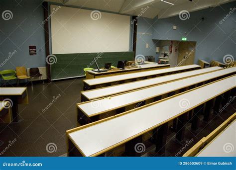 Empty Lecture Hall in a University Stock Image - Image of graduate, education: 286603609