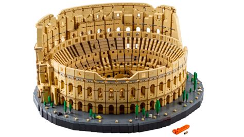 Lego unveils new Colosseum set, it's largest yet, with 9,000+ pieces | Mashable