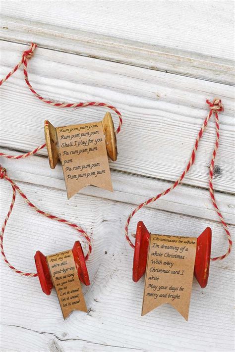 How To Make A Vintage Wooden Thread Spool Ornament - Pillar Box Blue