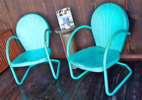 Metal Vintage Patio Furniture: A Perfect Way To Enjoy The Outdoors - Patio Furniture