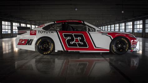 Michael Jordan's NASCAR team partners with Gibbs, Toyota