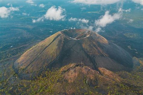 Paricutín Volcano | Mexico Finder | Luxury Travel