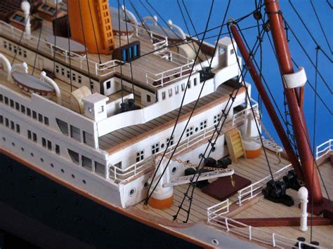 Buy RMS Titanic Model Cruise Ship 40 Inch - Ship Models - The Titanic