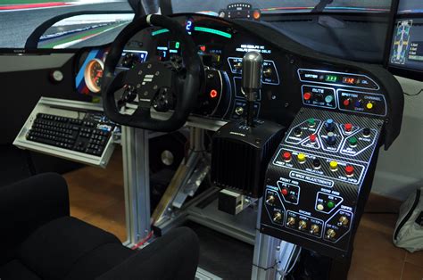 Diy flight simulator cockpit – Artofit