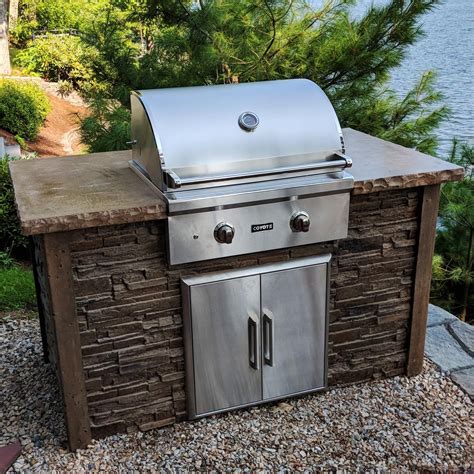 Coyote Ready-To-Assemble 5 Ft Outdoor Kitchen Island With 28-Inch C-Series Natural Gas Grill ...