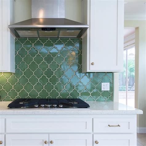 10 Best Ways to Install New Kitchen Backsplash: Easy Tips to Follow | Green kitchen backsplash ...