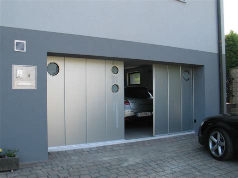 Side sliding garage doors