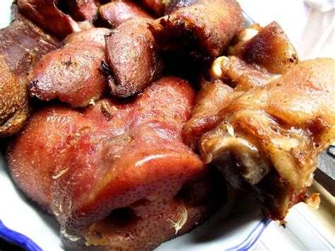 Roasted pig's snouts and ears Recipe by Arturo - CookEatShare