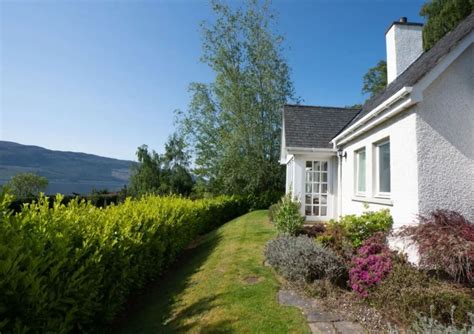 Luxury Self Catering Cottages Loch Ness | Loch Ness Lodge