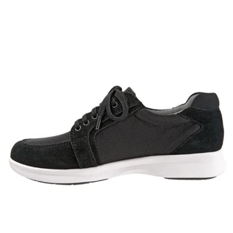 Best Tennis Shoes for Nurses 2023 (Sneakers for General, Narrow and Flat Feet)