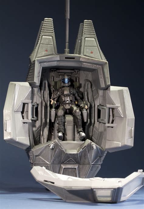 McFarlane Halo ODST Drop Pod Opened with The Rookie Figure - Halo Toy News